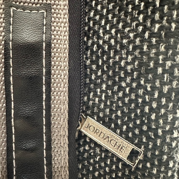 Vintage Jordache Black and Gray Unisex Messenger Bag/Weekender - Picture 5 of 8